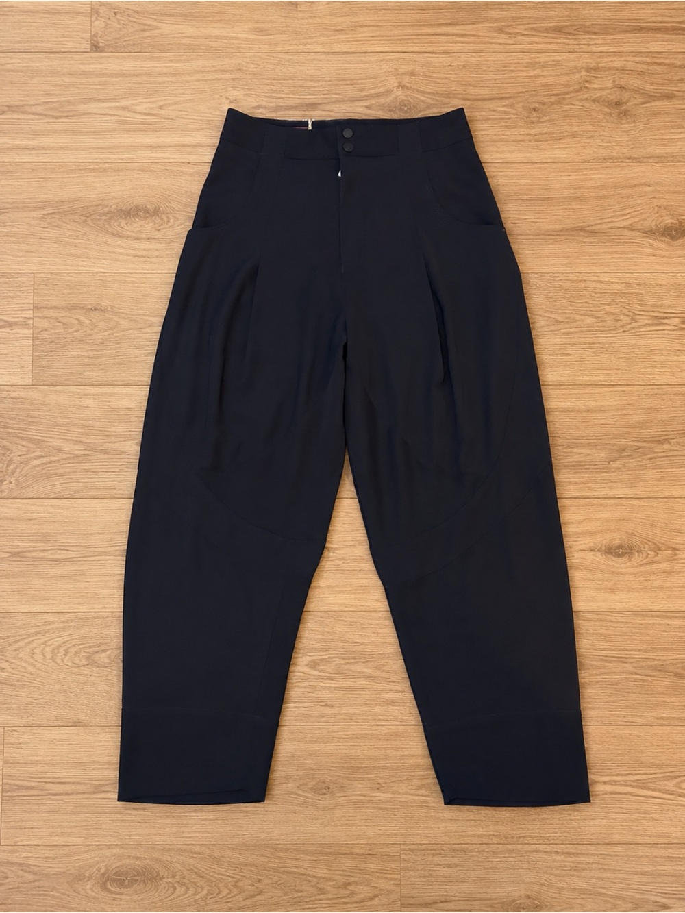 Black High-Waist Pleated Trousers for Women